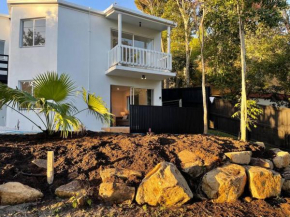 Location Location, sunshine beach, 100 m to beach( HA3)
